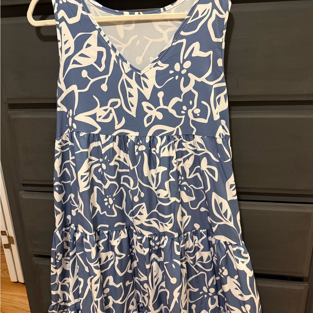 SHEIN Blue and White Floral Maxi Dress New never worn